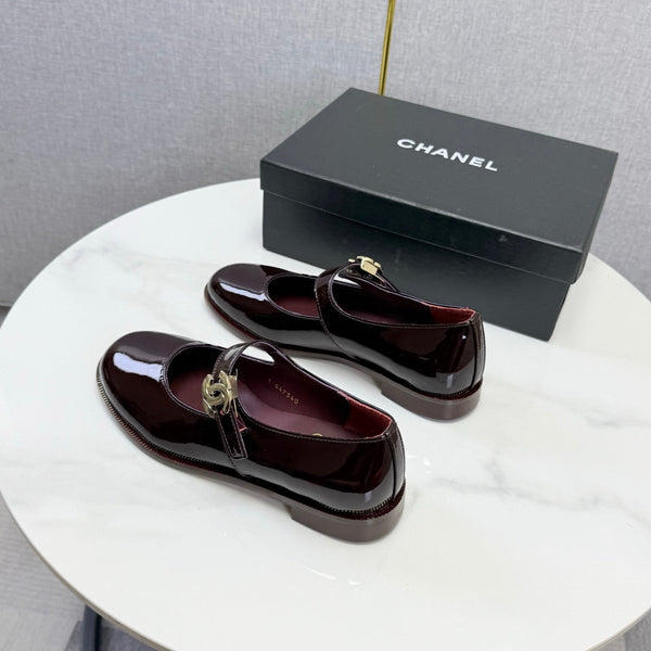 CC 26s Mary Jane Flats Burgundy Patent Leather 904495