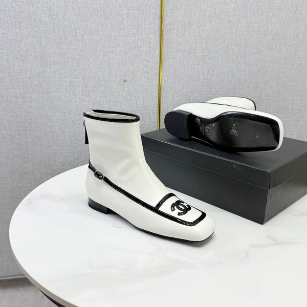CC 26s Square Toe Low Heel Boots Black White Sheeepskin 972806
