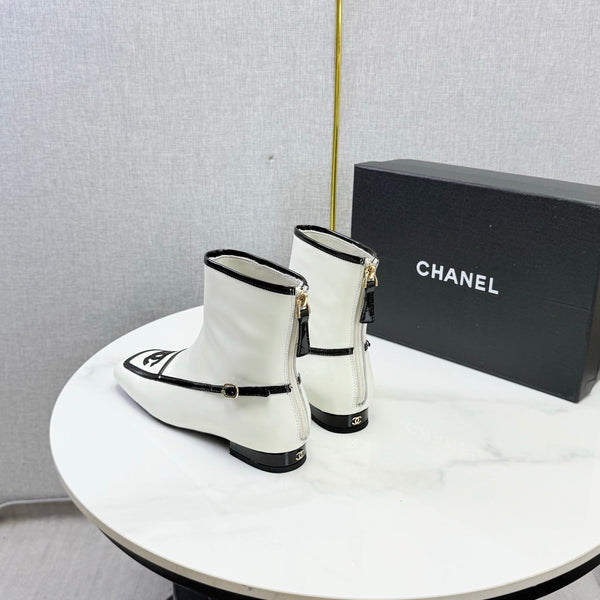 CC 26s Square Toe Low Heel Boots Black White Sheeepskin 972806