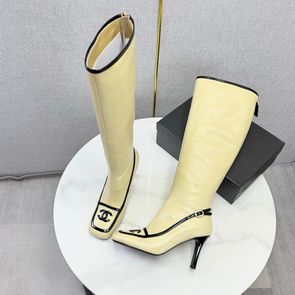 CC 26s Silhouette Long Boots Beige Black Sheepskin 972810