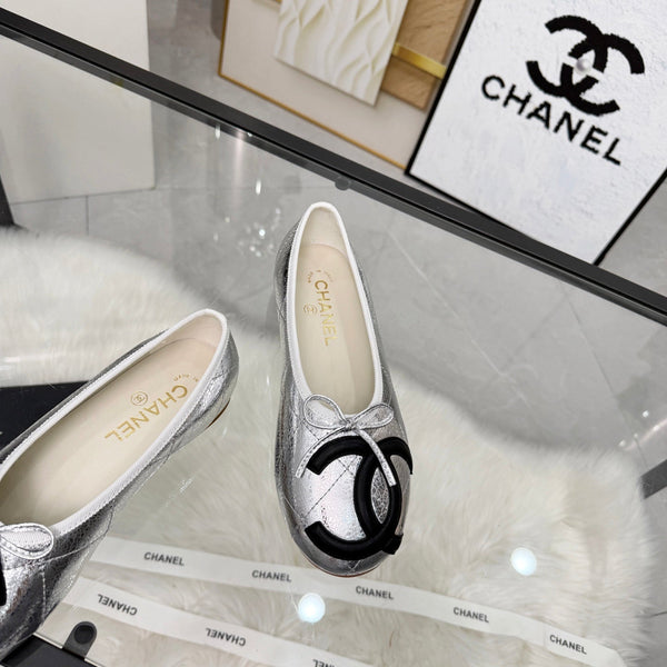 CC 26s Coco Beach Ballet Flats Sliver Metalic Leather 872866