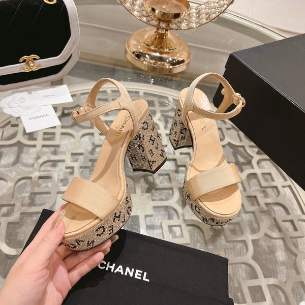 CC 25C 10CM Mid Heed Sandals Cream Fabric 213326