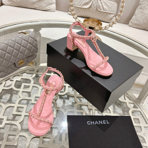 CC 26s Chain T-Strap Charm Sandals 5cm Light Pink Lambskin 736116