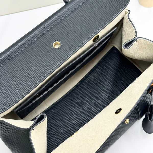 LP Loom L25 Black Ripple Leather 231932