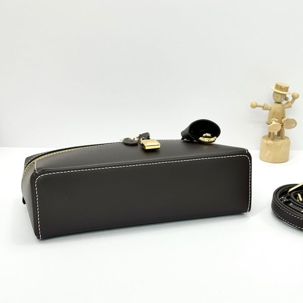 LP Extra Pouch L23 Coffee Smooth Calfskin 282134