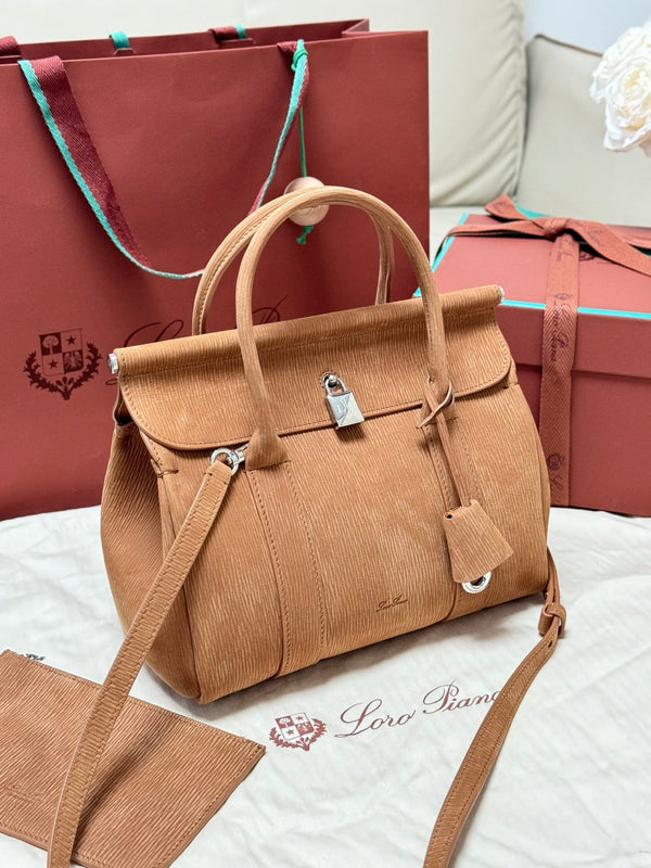 LP Loom L25 Light Brown Ripple Suede 282192