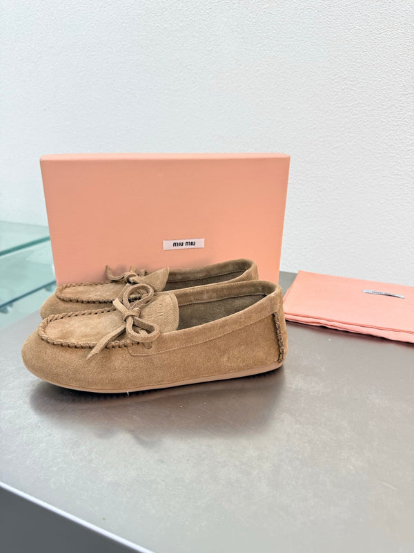 Miu Logo Loafer Khahi Suede 693517