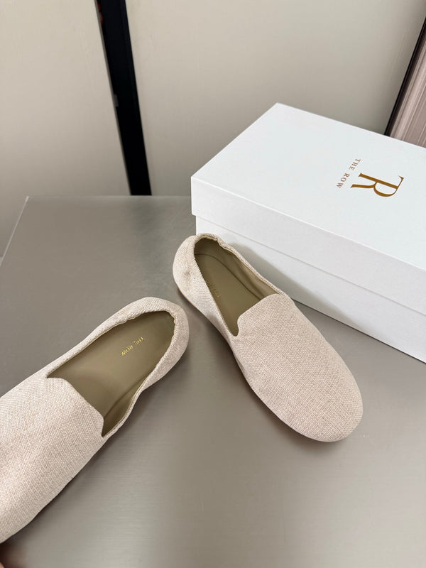 TR Casa Ballet Flat Cream Canvas 872476
