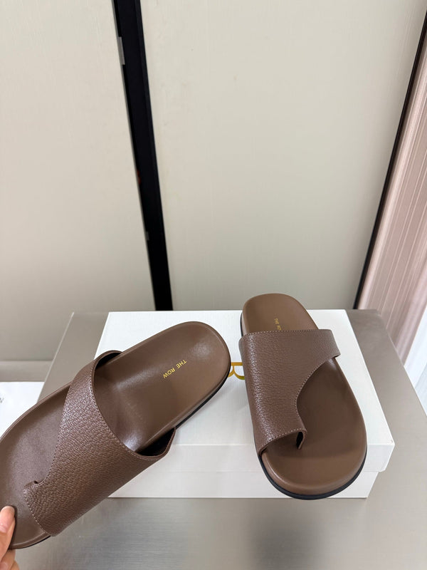 TR Slip-on Sandals Coffee Cowhide 872480