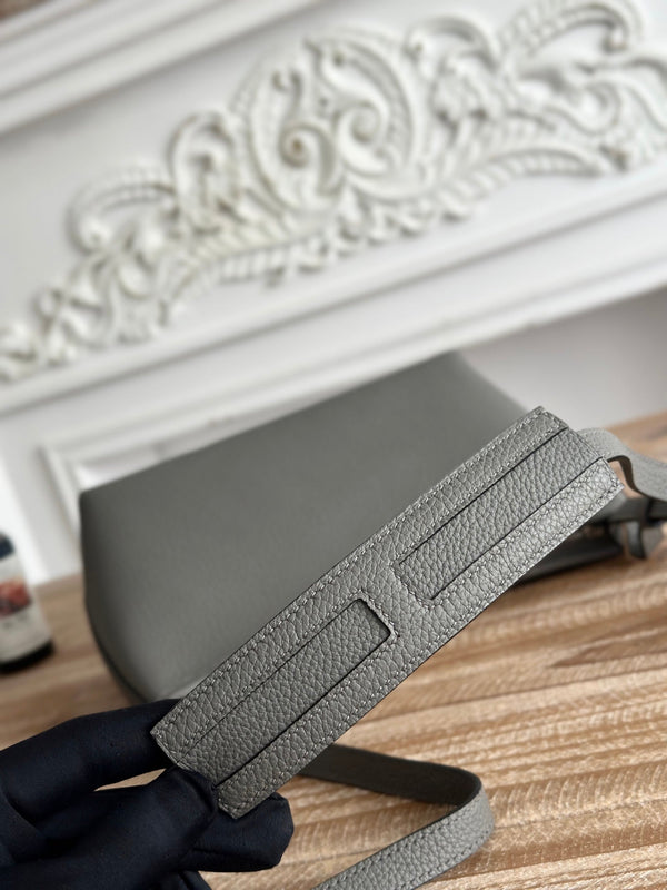 HM Berlingot Shoulder Bag Dark Grey Epsom Leather 270324