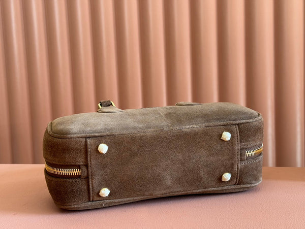 ARCADIE BAG 27 IN CEDAR BROWN SUEDE GOLD HARDWARE