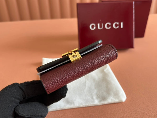 GG Softbit Card Case 10.5 In Rosso Ancora Red Grainy Calfskin Gold Hardware