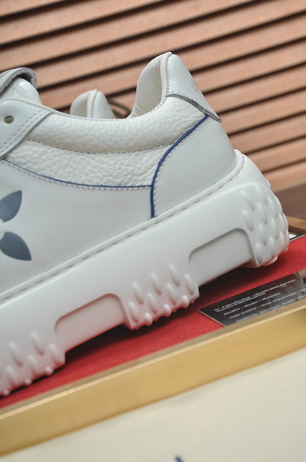 LV TRAINER WHITE MIX GREY CALFSKIN