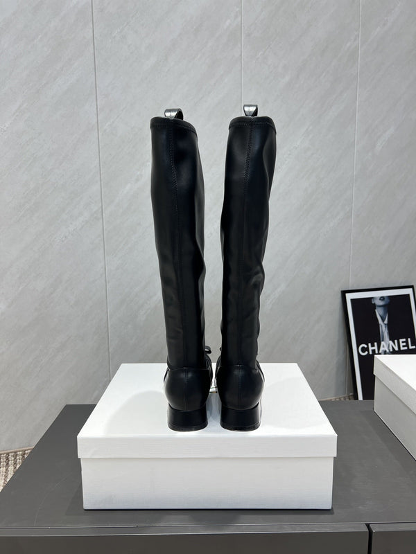 The Row 2025 Square Toe And Bow Accent Long Boot Black Sheepskin 540513