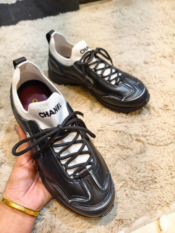 CC Métiers d’art 2026 Sneakers Black Lambskin 941009