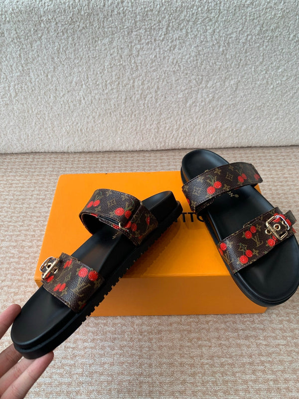 Bom Dia Flat Comfort Mule LV x TM Brown Sheepskin Mix Cherry Motif 319378