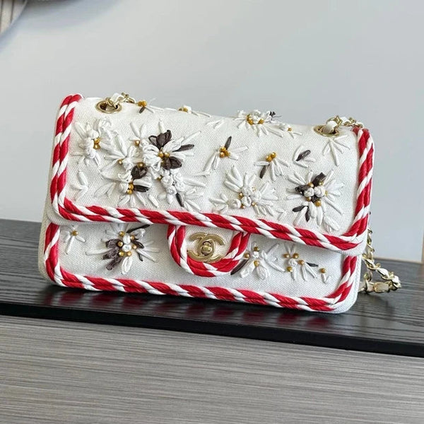CC 26s Classic 11.12 Bag 25.5cm White Red Woven Leather