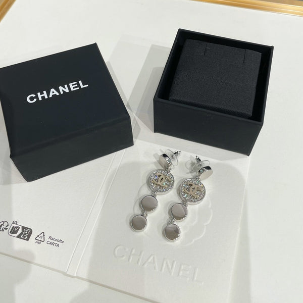 CC 26FW Gorgeous Sliver Earrings 011