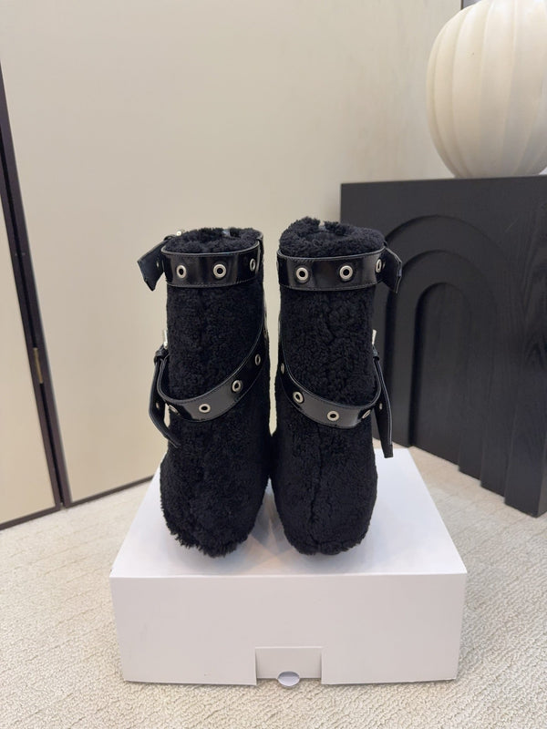 CC 26 Ankle Boot With Buckle Black Cowhide Wool 589111