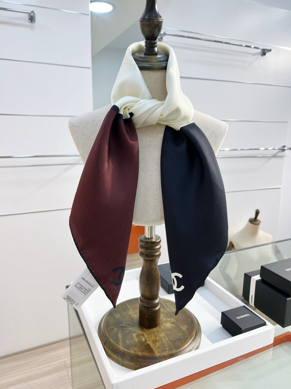 CC Scarf 90x90 Ecru, Beige, Burgundy & Black Silk Twill 204025