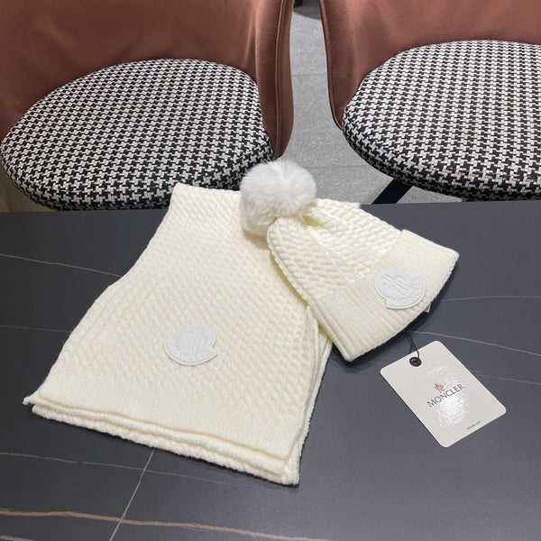 Moncler Hat Scarf Set White Cable Knit Fur 481806