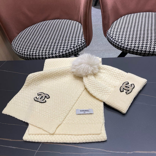CC Hat Scarf Set Light Beige Cable Knit Fur 481803