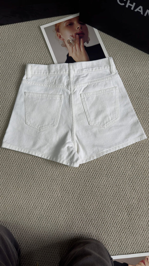 CC 2026 Denim Shorts White Cotton 635734
