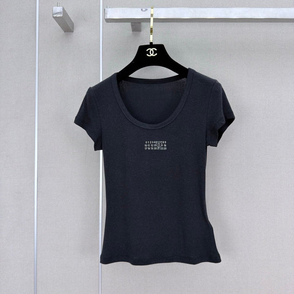 MM6 Rhinestone Letter Short-Sleeved T-Shirt Black Cotton 387956