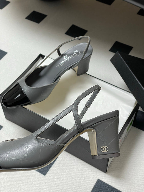 CC 25P Grey Black Quilted Calfskin