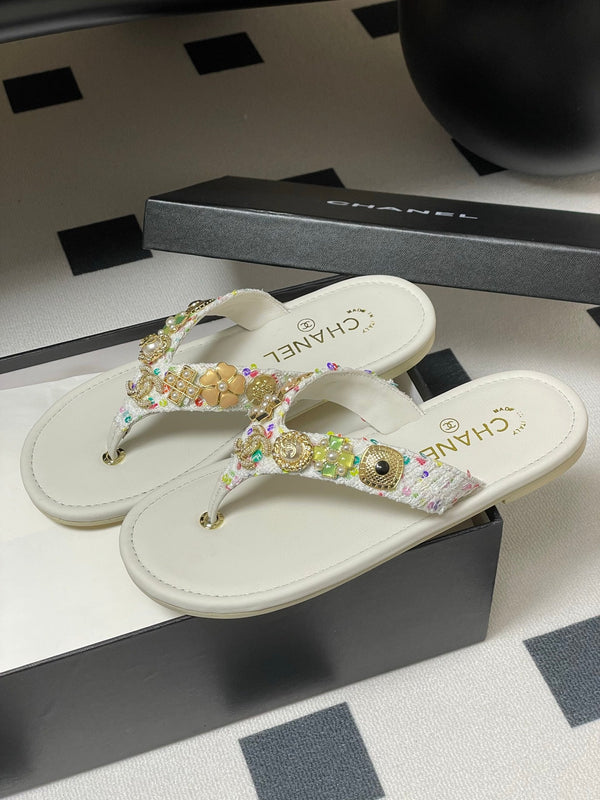 CC Spring-Summer 25P Thongs White Tweed anb Metal 247690