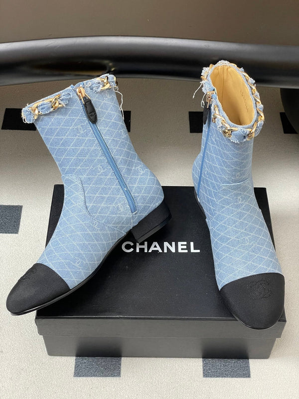 CC 25B Chain Short Boot 25mm Black Light Blue Denim 423151