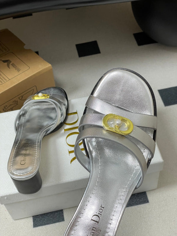 CD 26 Chunky Heel Sandals 50 Metallic Silver Leather 593520