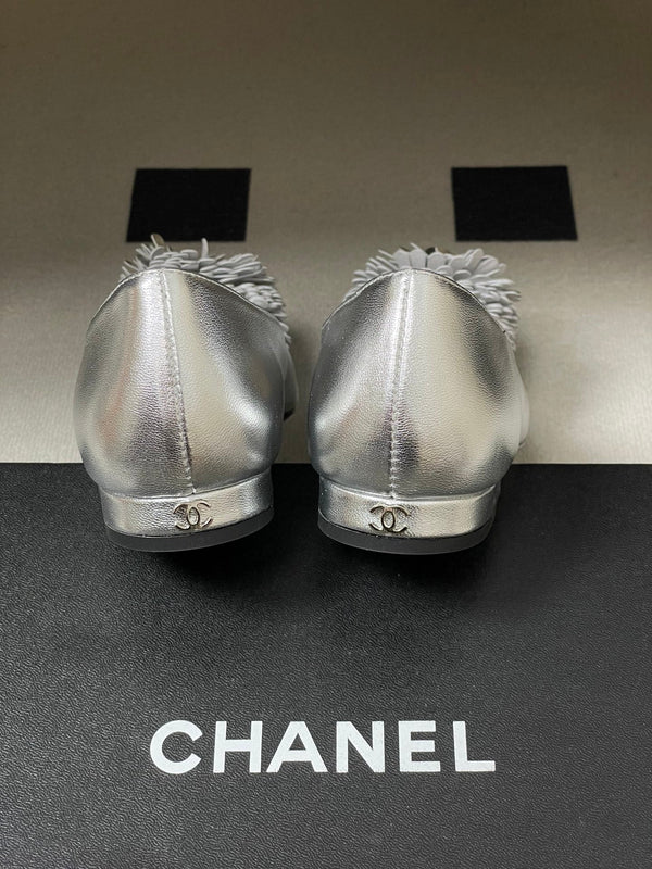 CC 26 Flower-shaped Ballet Flat Silver Sheepskin 593166