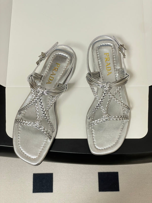 Pra Strappy Flat Sandals Sliver Sheepskin 834810