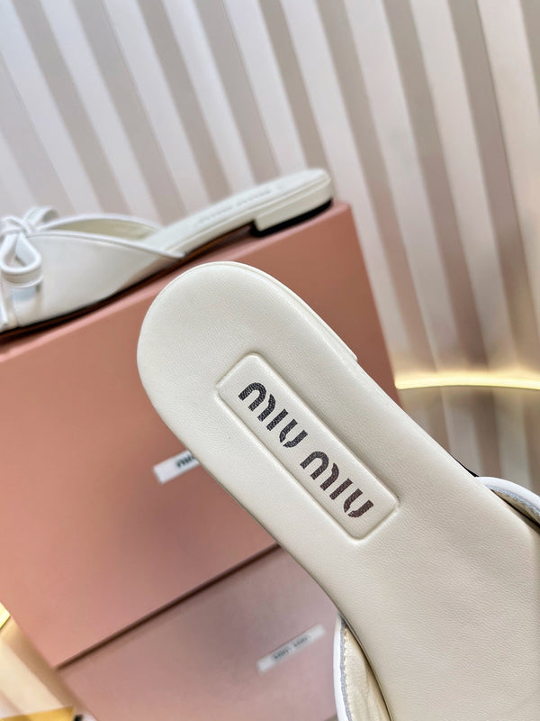 Miu 26s Bow Slippers White Leather 768205