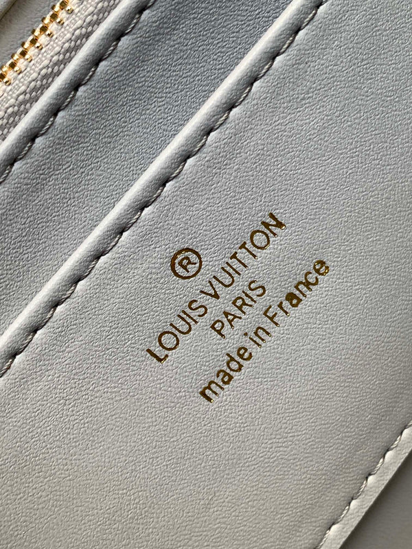 LV GO-14 MM 23cm Mix Pink Blue Lambskin GHW