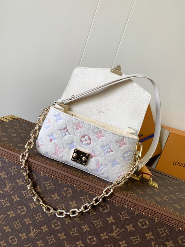 LV 25s Pochette Métis East West Dream Monogram Embossed Cowhide-Light GHW