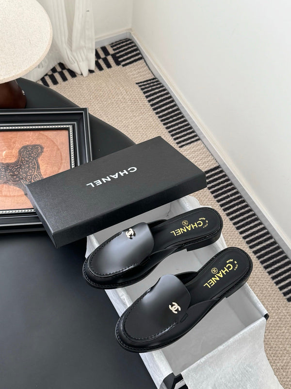 CC 25C Mule Black Calfskin 280561