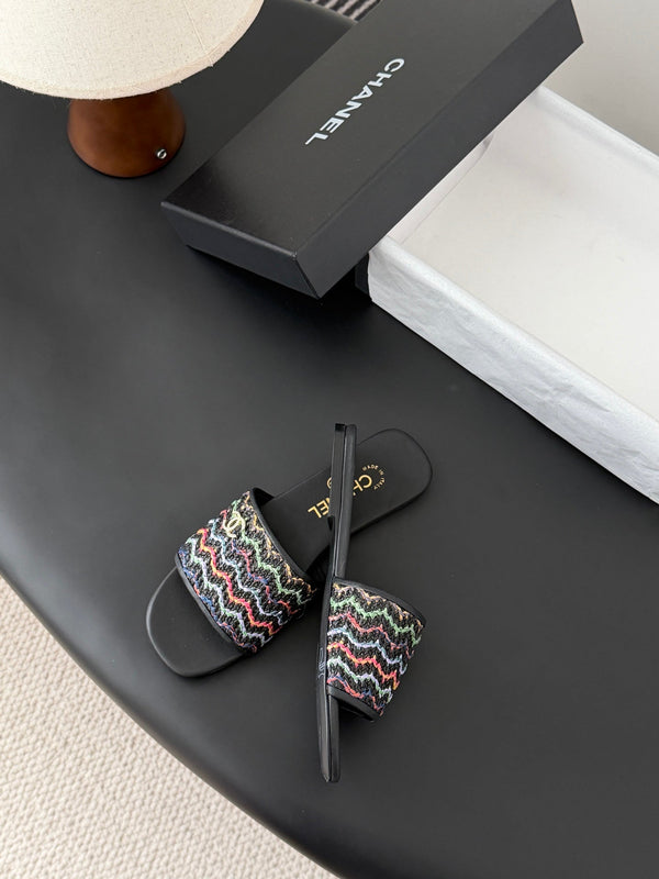 CC 26SS Slippers Black Colorful Woven Lambskin 670822