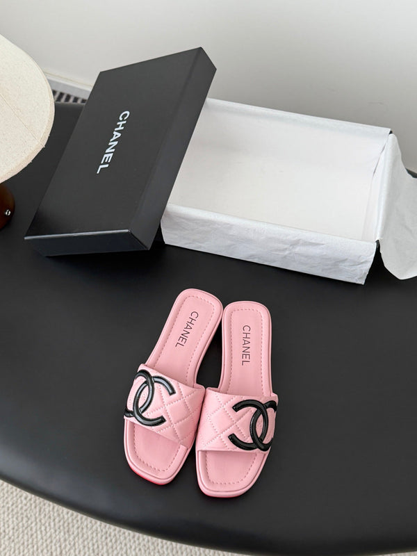 CC 26K Cambon Slippers Pink Lambskin 670824