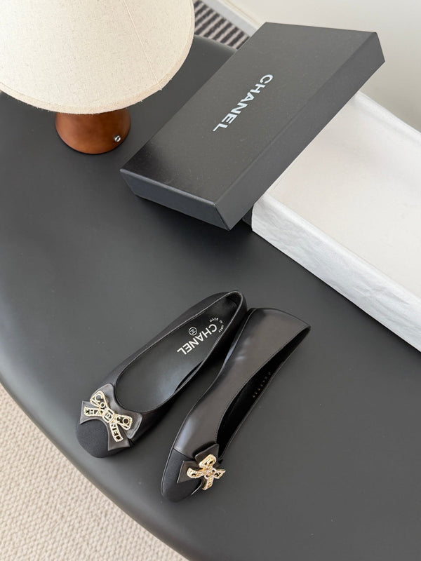 CC 26K Bow Ballet Flat Black Lambskin Canvas 670830