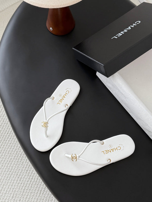 CC 2026 Thong Sandal White Calfskin 675902