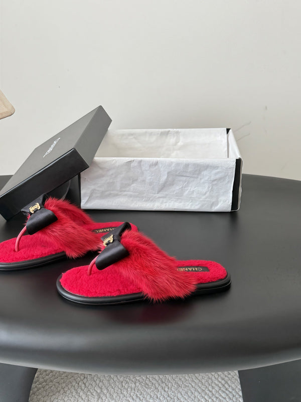 CC 26s Bowknot Thong Sandals Red Furry Shearing 969674
