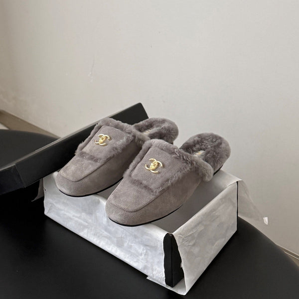CC 26s Slip-On Mules Light Grey Fluffy Shearling Suede 969728