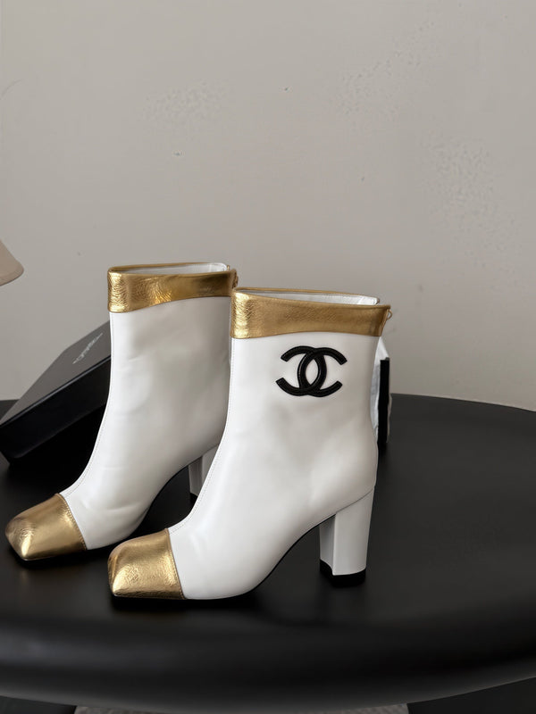 CC 26s Ankle Boots White Gold Metallic Leather 127859