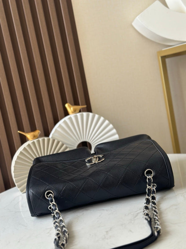 CC Double-Pocket Messenger Bag Black Lambskin Quilted