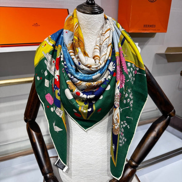 HM Flagship Shawl 140x140cm Blue Colorful Cashmere Silk 212375