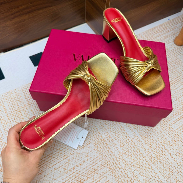 VLTN 26s Annet Mules 6.5cm Gold Woven Leather 974326