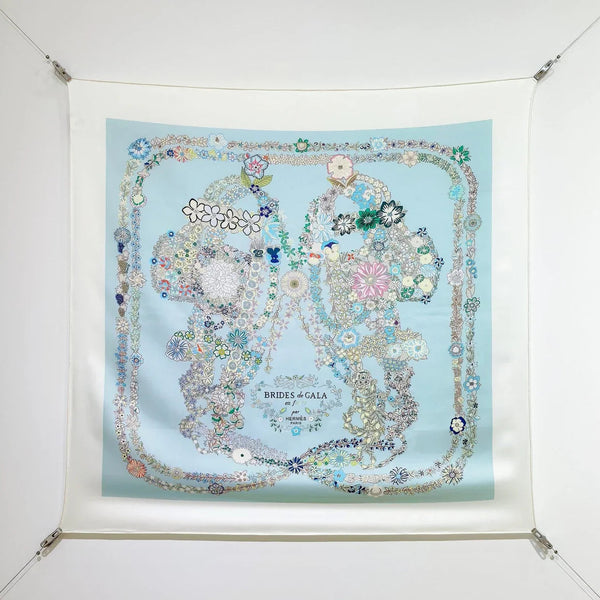 HM 26s 90 Double Sided Scarf Light Blue White Colorful Mulberry Silk 145754