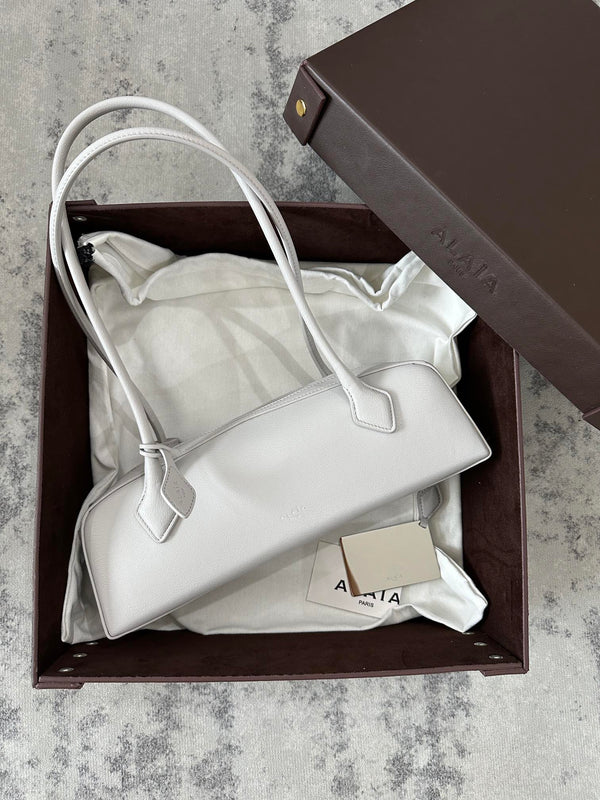 LE TECKEL MEDIUM BAG 32 IN PLATINUM GOATSKIN